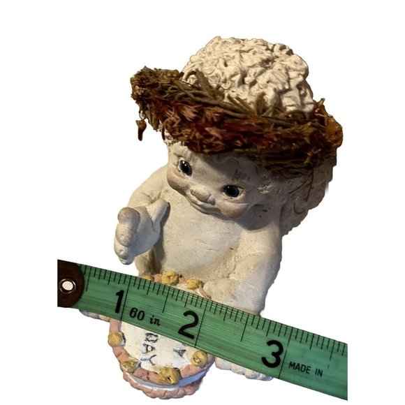 Vintage 1994 Dreamsicles Figurine Sitting Cherub With Birthday Cake 4 Inch - Picture 7 of 7